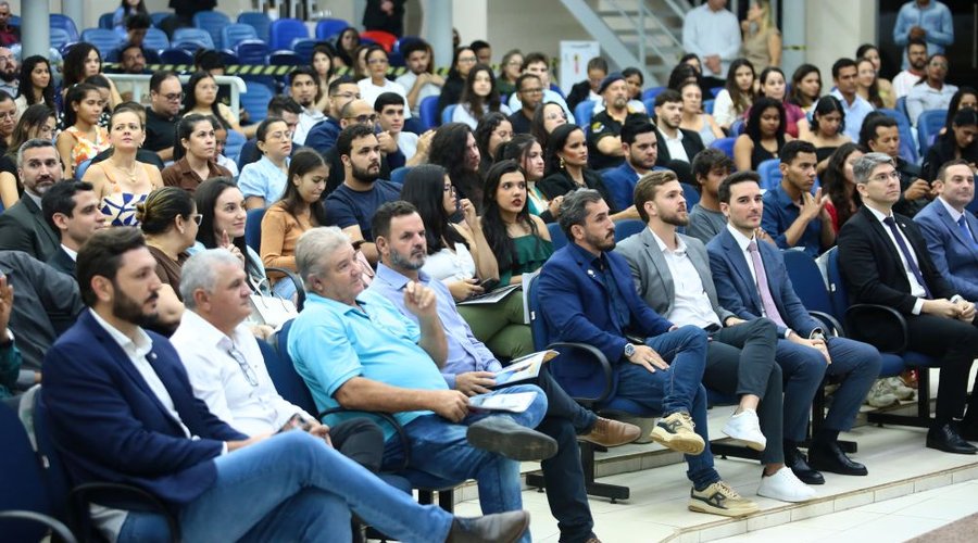 06e4d200158c472c80c3d8b514313afe