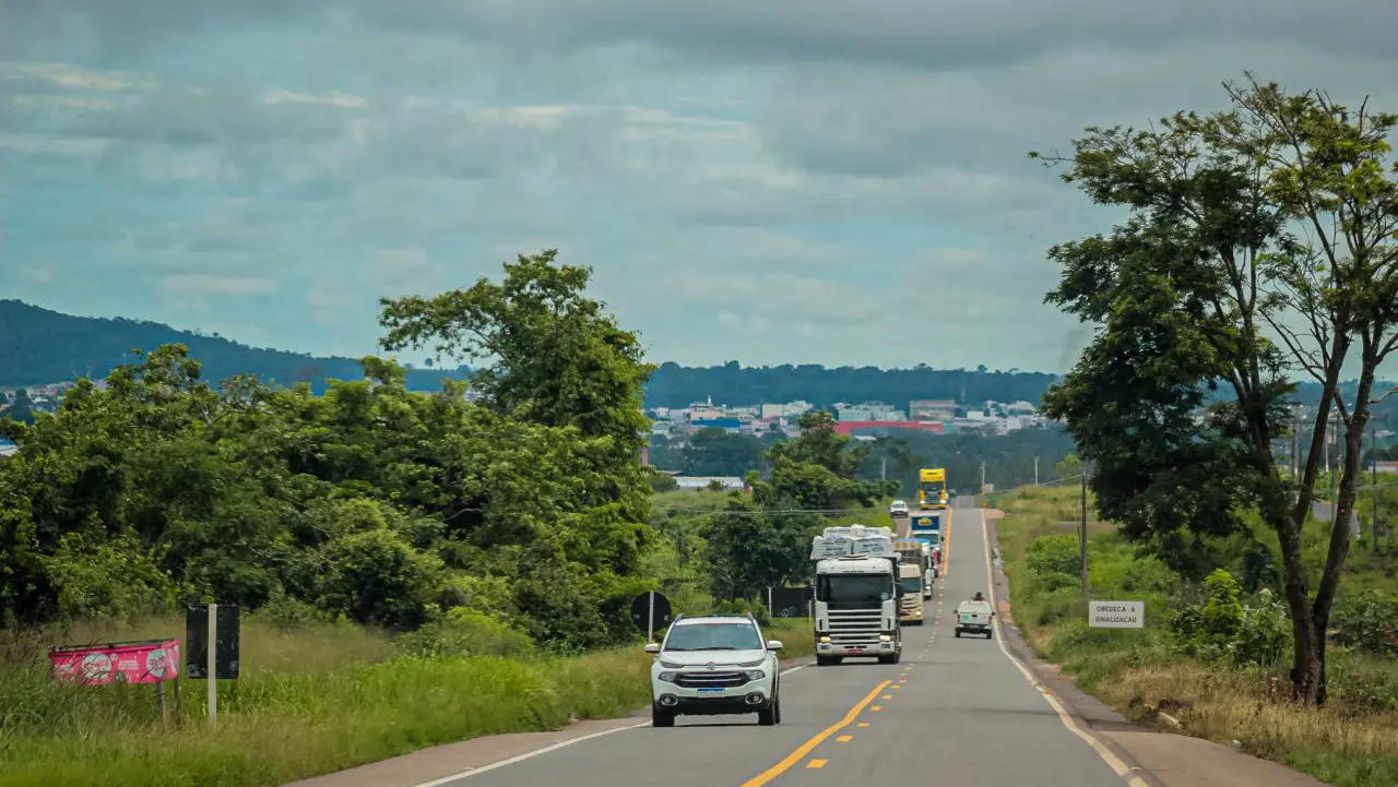 Proprietários de veículos com placa final zero devem regularizar o licenciamento até 29 de outubro