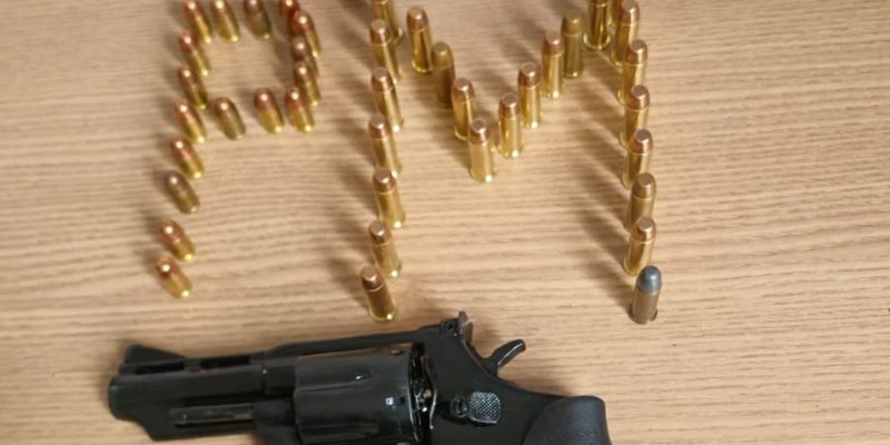 CUJUBIM – ABORDAGEM DA PM RESULTA NA APREENSÃO DE ARMAS DE FOGO DURANTE PATRULHAMENTO PREVENTIVO