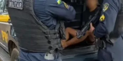 Adolescente furta ambulância, dirige em zigue-zague e é apreendido em RO